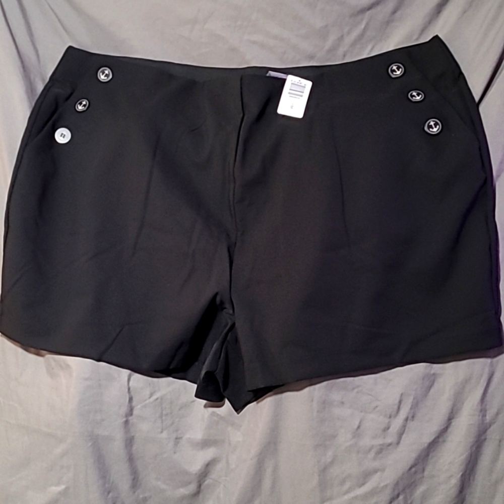 Torrid NWOT Retro Chic pull on short